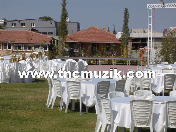 podyum kiralama izmir